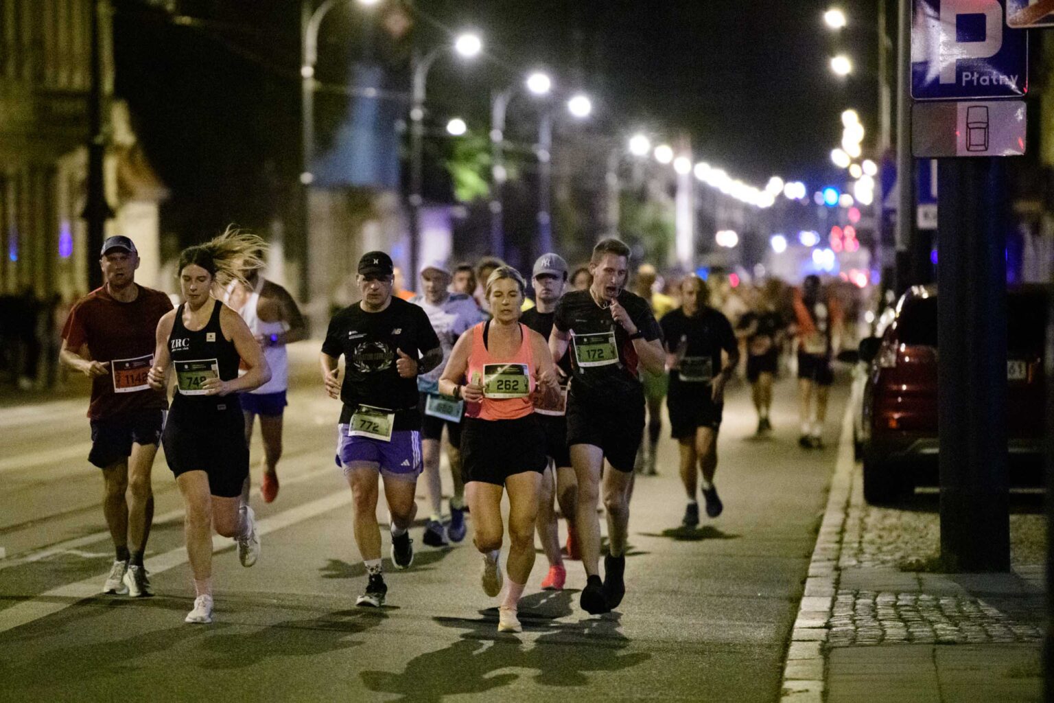 1 wieczorny polmaraton w Lodzi fot Sebastian Szwajkowski 10