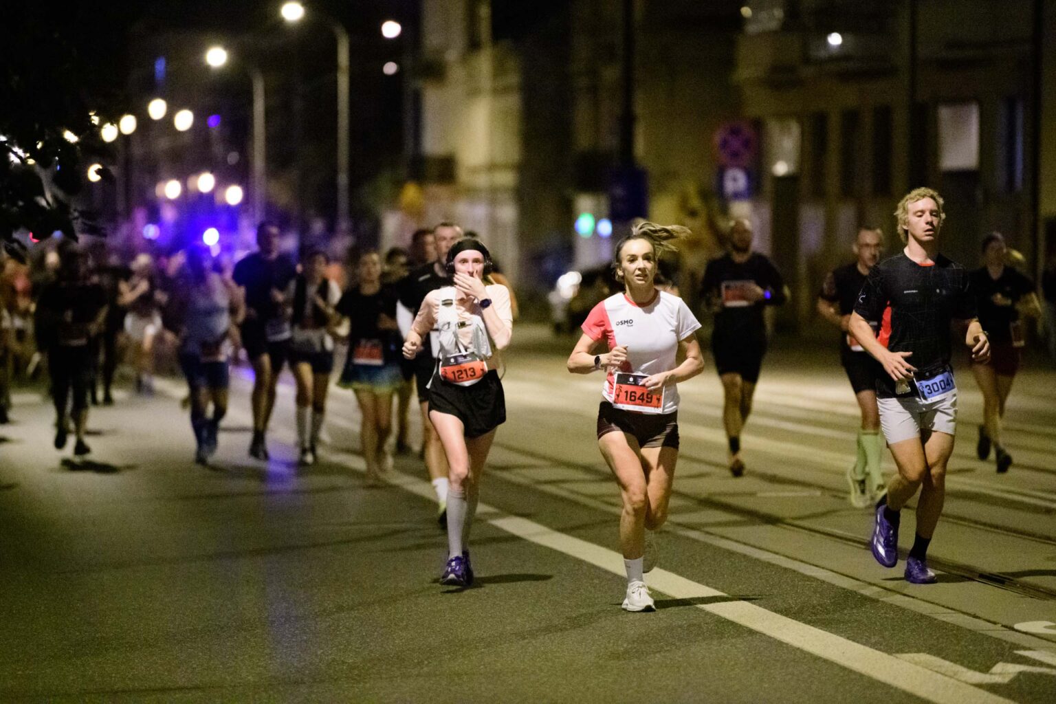 1 wieczorny półmaraton w Łodzi fot Sebastian Szwajkowski (24) 1 wieczorny polmaraton w Lodzi fot Sebastian Szwajkowski 24