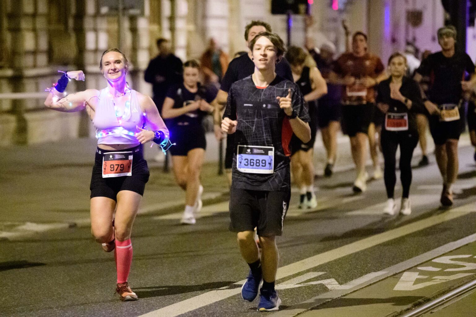 1 wieczorny półmaraton w Łodzi fot Sebastian Szwajkowski (30) 1 wieczorny polmaraton w Lodzi fot Sebastian Szwajkowski 30