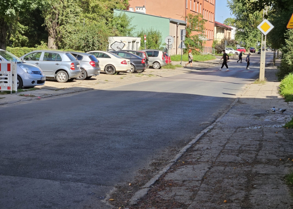 Nowe utrudnienia na Bałutach. Kolejny etap remontu Franciszkańskiej 1 Nowe utrudnienia na Bałutach. Kolejny etap remontu Franciszkańskiej