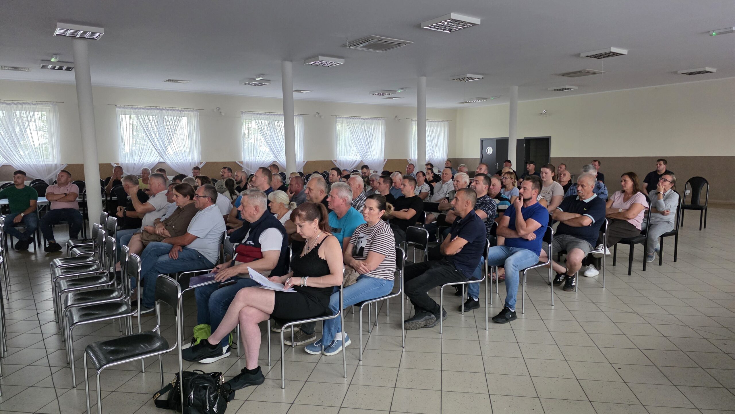 Mieszkańcy Gomulina sprzeciwiają się budowie chlewni 2 Mieszkańcy Gomulina sprzeciwiają się budowie chlewni