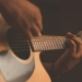 Gitara dla początkujących – jak wybrać instrument, na którym naprawdę zechcesz grać?