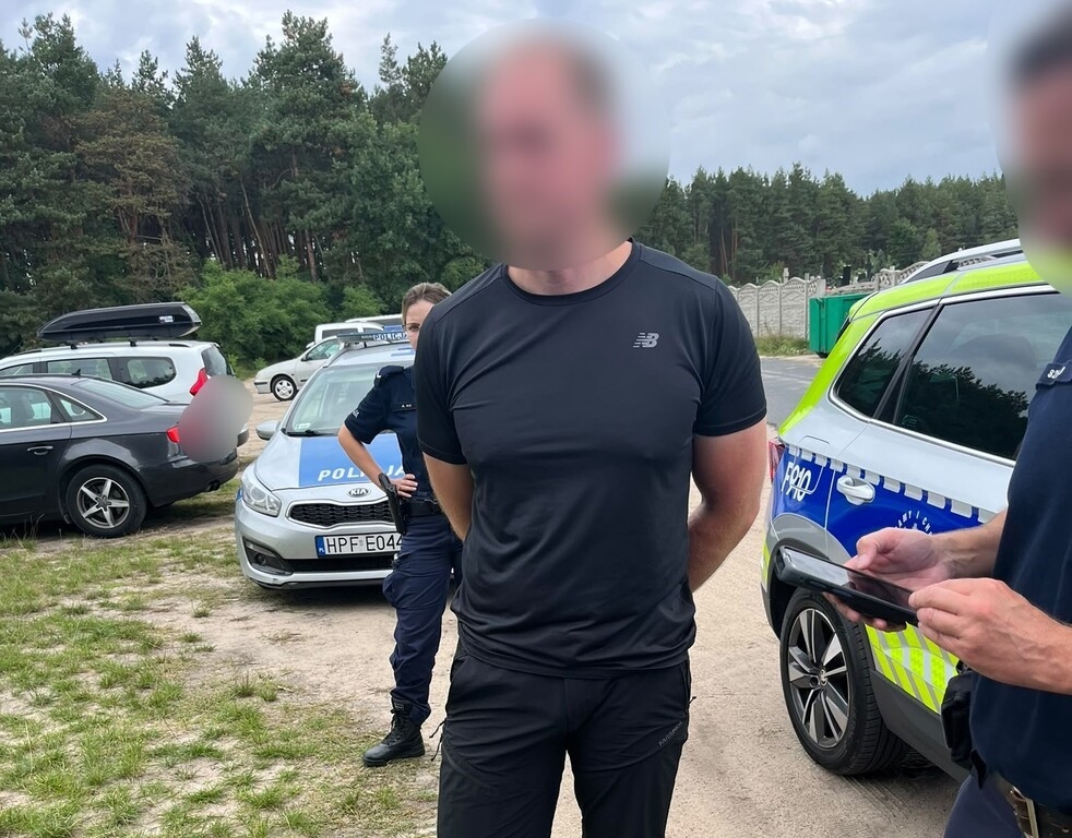 Policjanci udaremnili dwie ustawki pseudokibiców w Łódzkiem. Kilkudziesięciu mężczyzn gotowych do konfrontacji