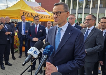 Mateusz Morawiecki w Tomaszowie Mazowieckim. Spotkał się z samorządowcami z całej Polski