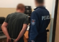 Miał 3,6 promila i dożywotni zakaz prowadzenia. Przed policją ukrył się w lesie