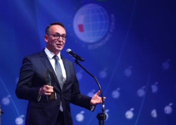 Dariusz Klimczak Człowiekiem Roku 2026 Forum Ekonomicznego w Karpaczu