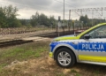 Tragiczny wypadek na przejeździe kolejowym w powiecie wieluńskim. Nie żyje 30-latek 17 Tragiczny wypadek na przejeździe kolejowym w powiecie wieluńskim. Nie żyje 30-latek