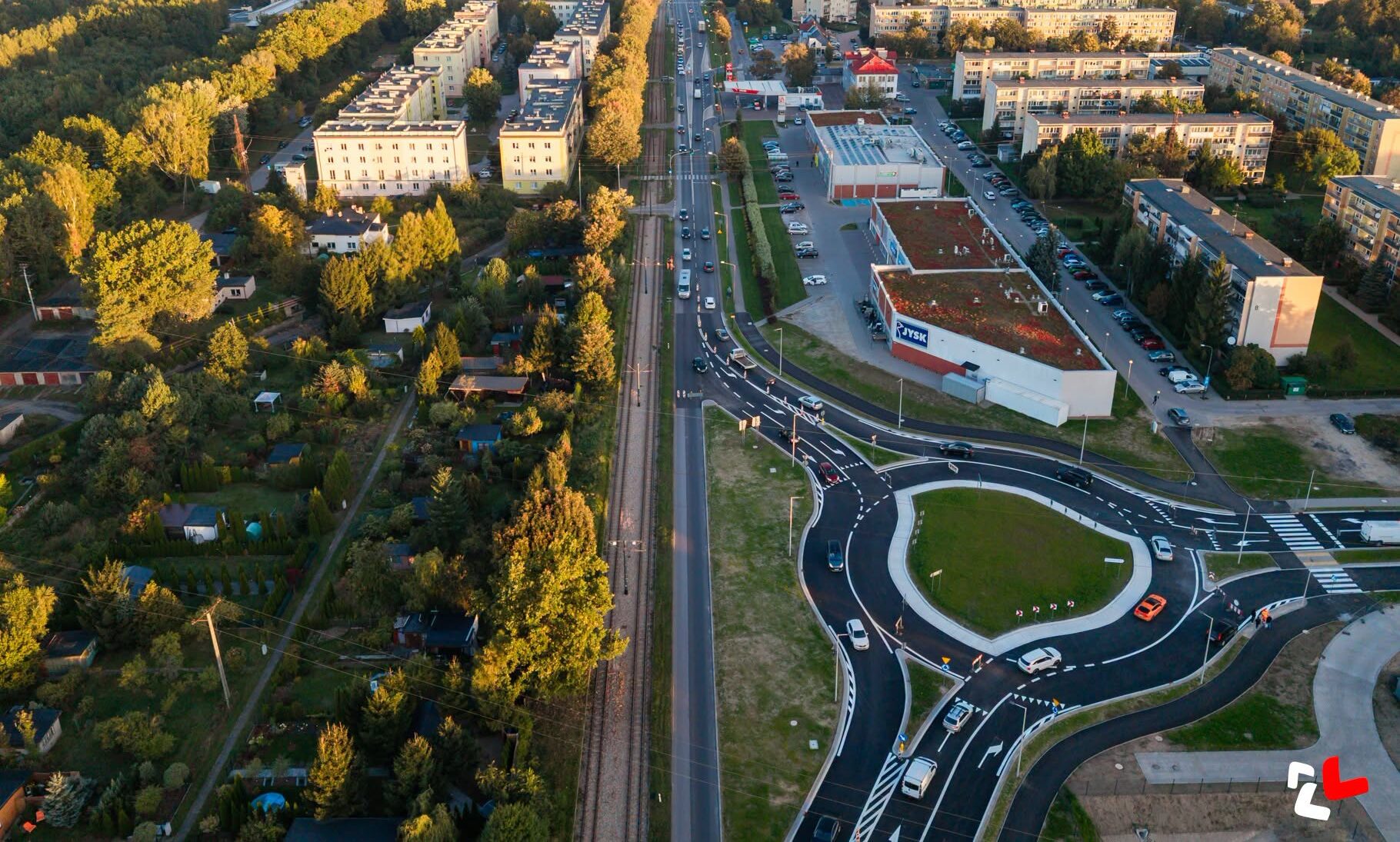 Rondo w Zgierzu już gotowe. Pojechali nim pierwsi kierowcy