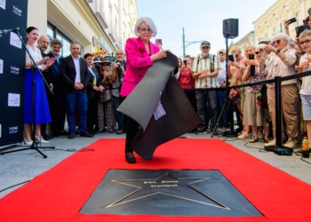 Ewa Braun w lodzkiej Alei Gwiazd fot Sebastian Szwajkowski 1