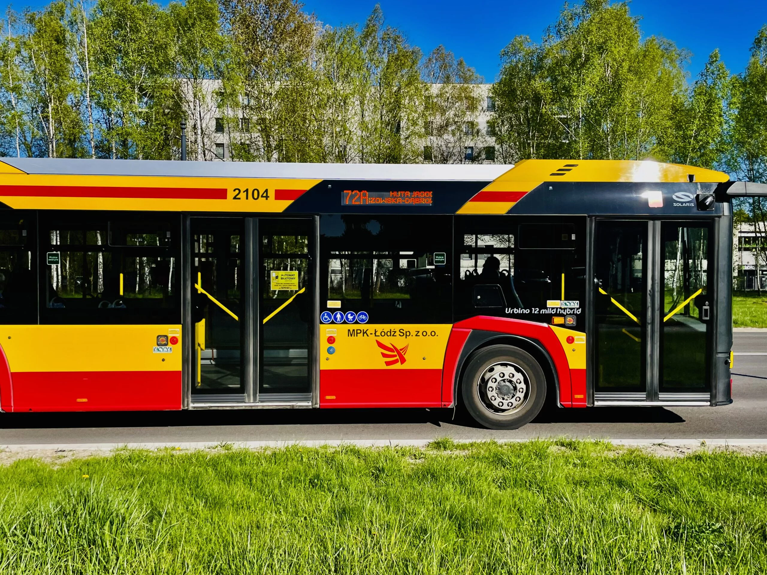 Zmiany w kursowaniu autobusów przy pl. Niepodległości. Powodem prace torowe