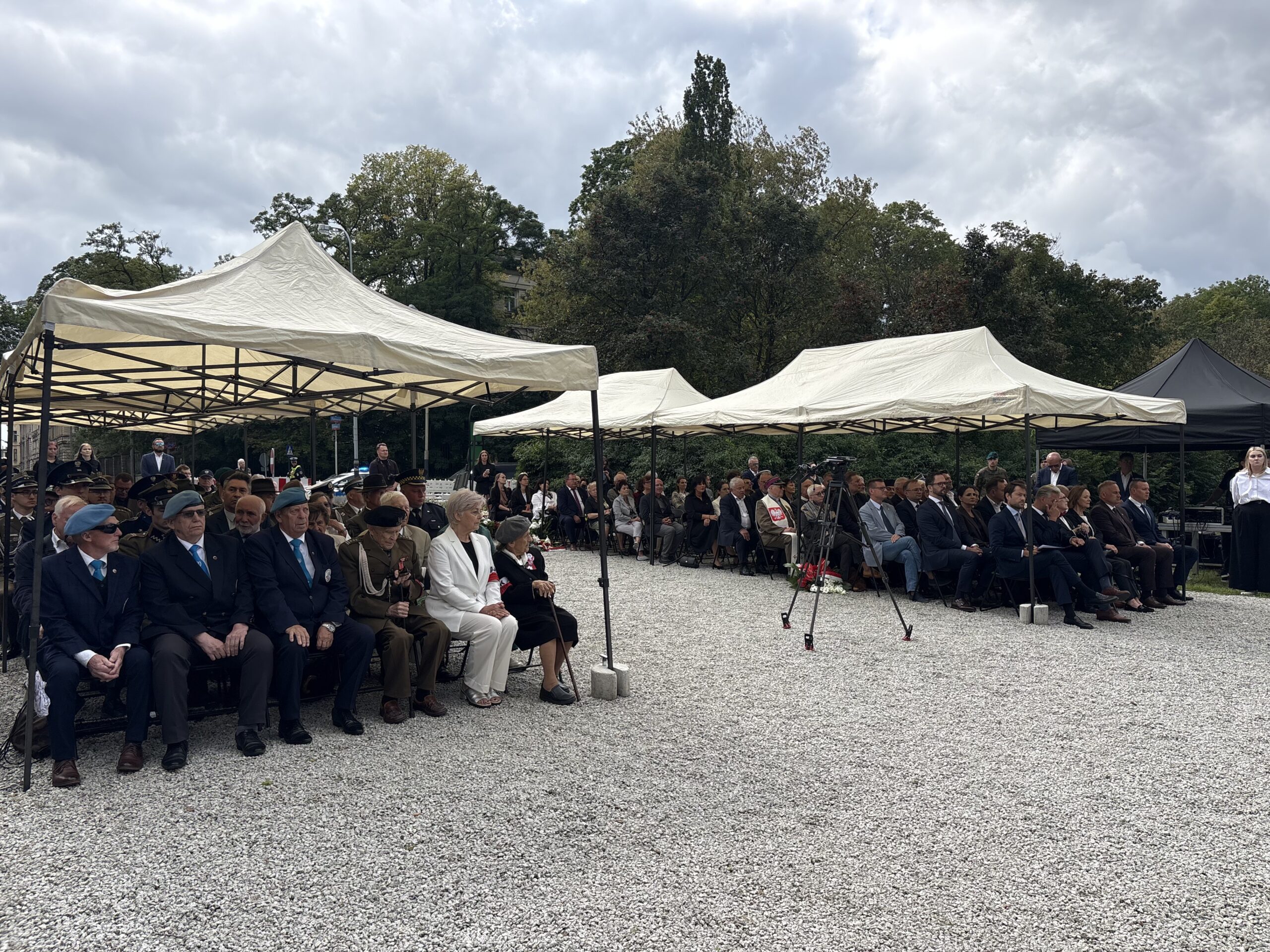 Łódzkie ucziło pamięć osób walczących podczas II wojny światowej 2 Łódź uczciła pamięć osób walczących podczas II wojny światowej