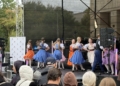 Teatr Wielki w Łodzi inauguruje jubileuszowy sezon. Rodzinny piknik przed teatrem [ZDJĘCIA]