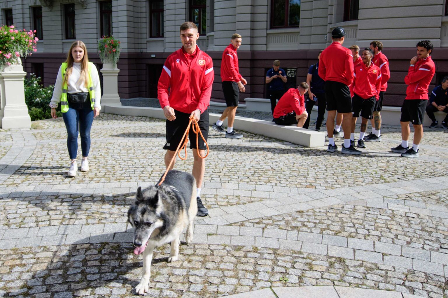Kalendarz charytatywny Widzewa Łódx i łódzkiego schroniska fot Sebastian Szwajkowski_1 Kalendarz charytatywny Widzewa Lodx i lodzkiego schroniska fot Sebastian Szwajkowski 1