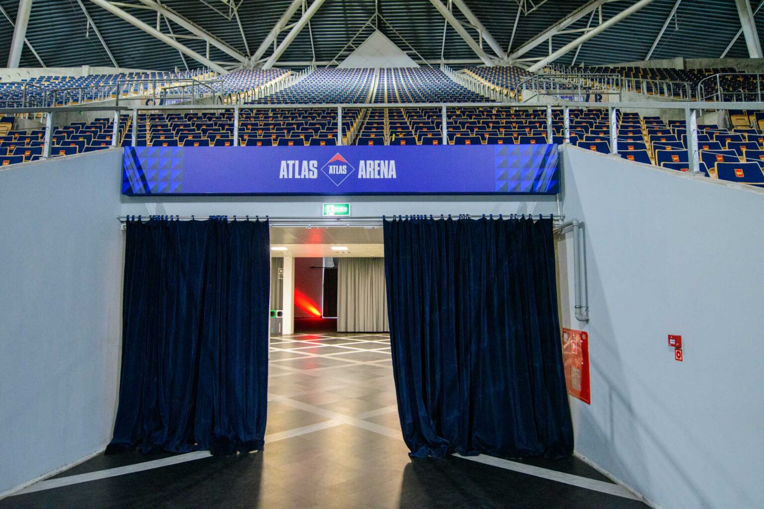 Metamorfoza Atlas Areny fot Sebastian Szwajkowski Metamorfoza Atlas Areny fot Sebastian Szwajkowski
