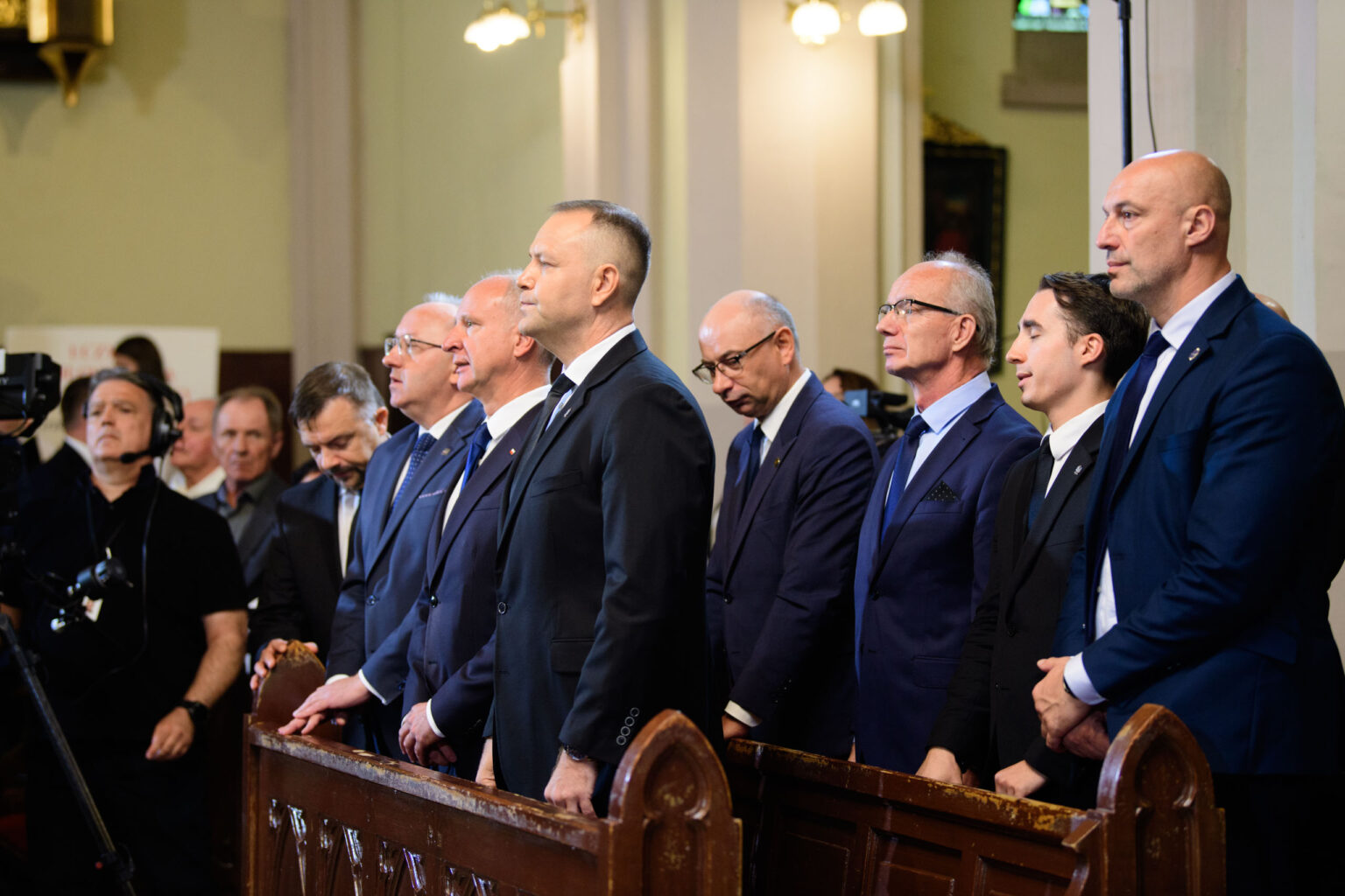 Pogrzeb ofiar obozu przy Przemyslowej z Prezydentem Karolem Nawrockim fot Sebastian Szwajkowski 16