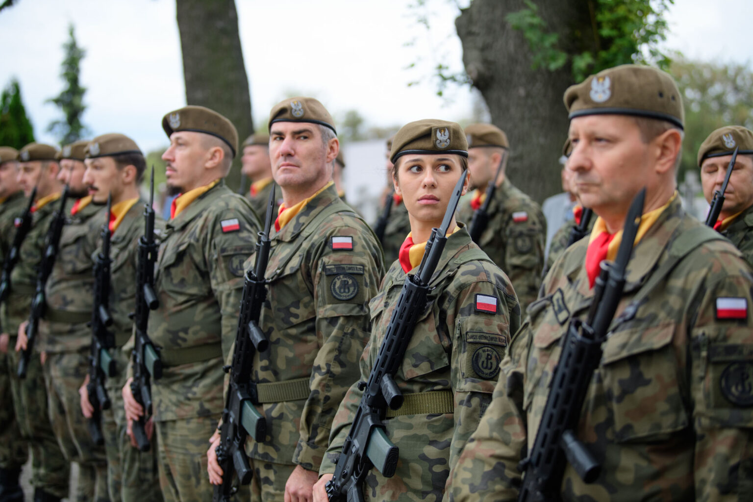Pogrzeb ofiar obozu przy Przemyslowej z Prezydentem Karolem Nawrockim fot Sebastian Szwajkowski 35
