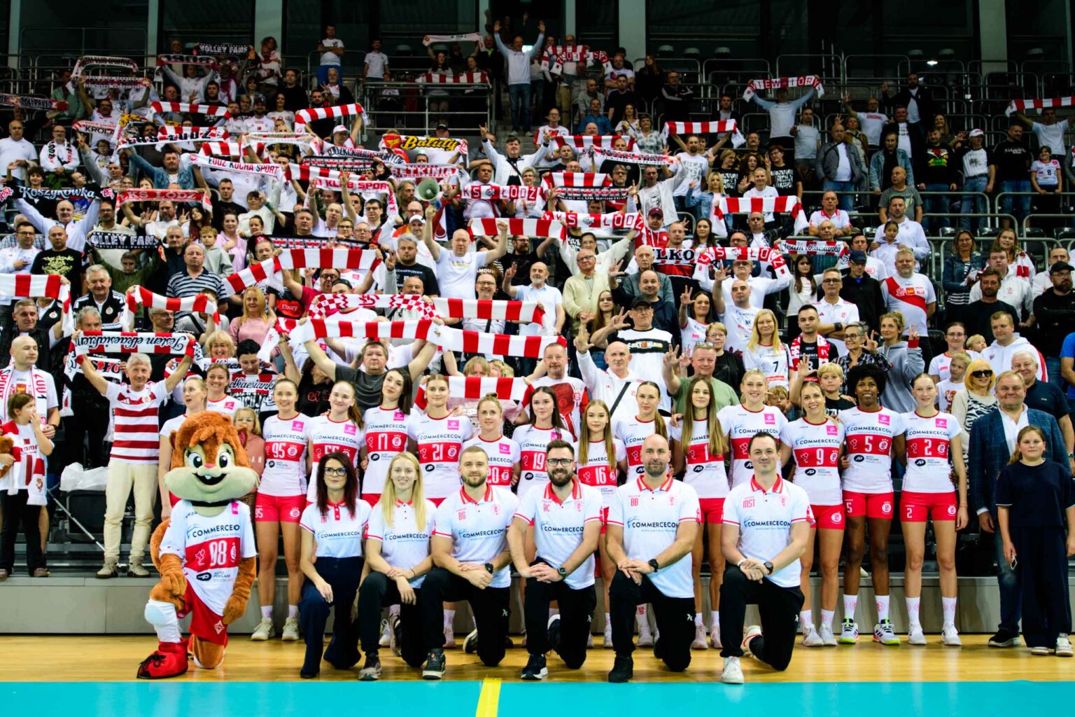 Prezentacja siatkarek LKS na sezon 26 27 fot Sebastian Szwajkowski 5