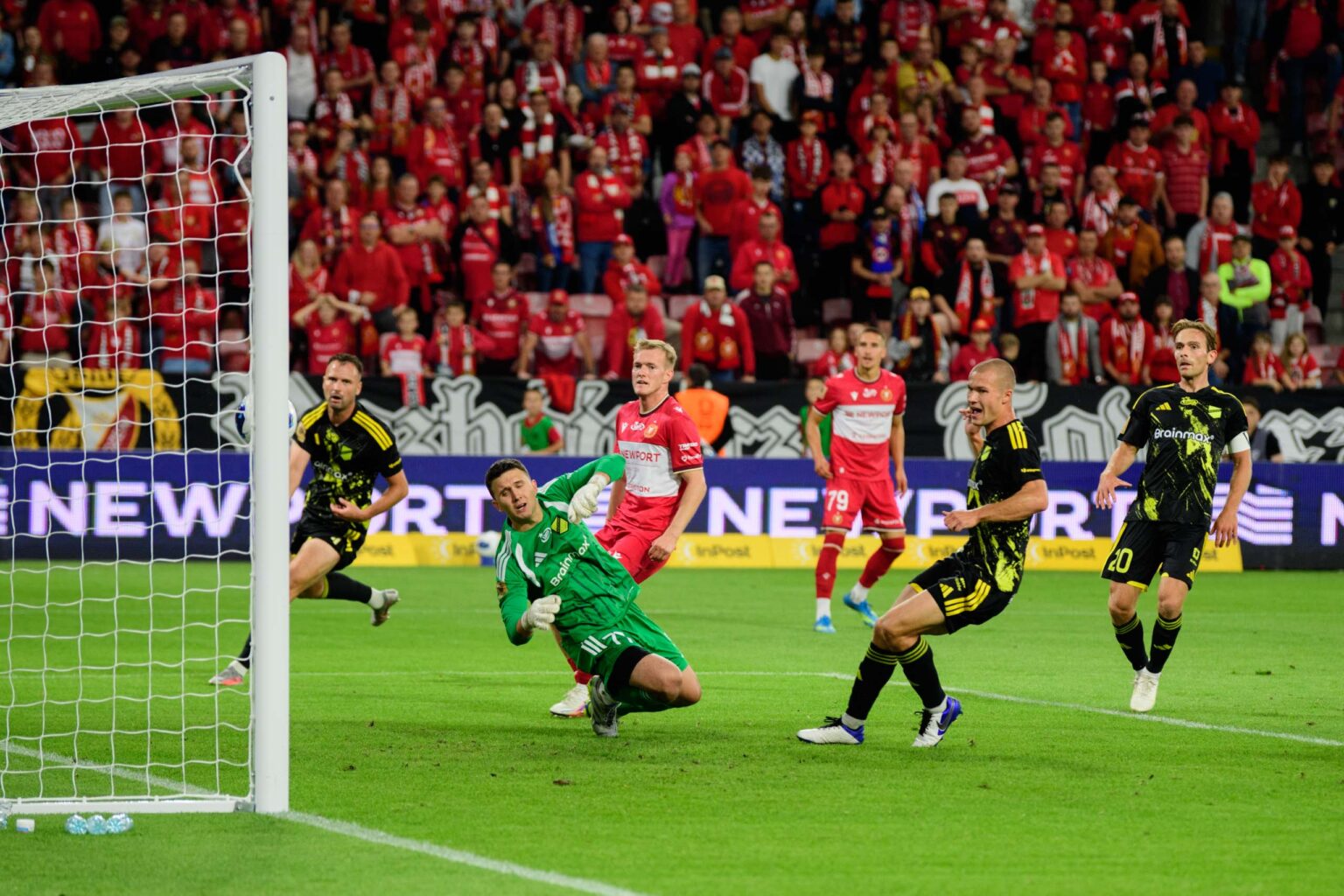 Widzew Lodz vs Wieczysta Krakow fot Sebastian Szwajkowski 42
