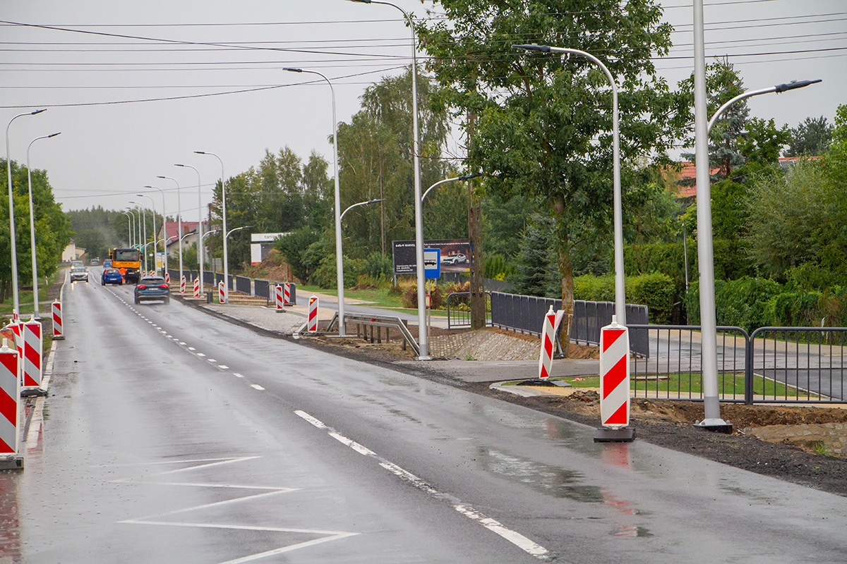 Nowa trasa dla pieszych i rowerzystów w Bełchatowie prawie gotowa 2 Nowa trasa dla pieszych i rowerzystów w Bełchatowie prawie gotowa