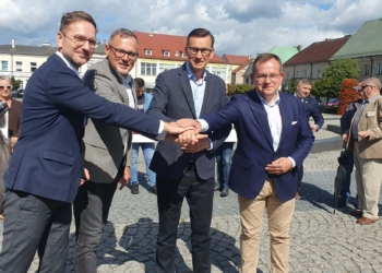 Mateusz Morawiecki w Sieradzu. Zapowiada 500 zł rocznie na każdego mieszkańca gminy