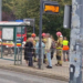 Wbiegła pod tramwaj na Bałutach. 23-latka została uwięziona pod pojazdem 9 Wbiegła pod tramwaj na Bałutach. 23-latka została uwięziona pod pojazdem