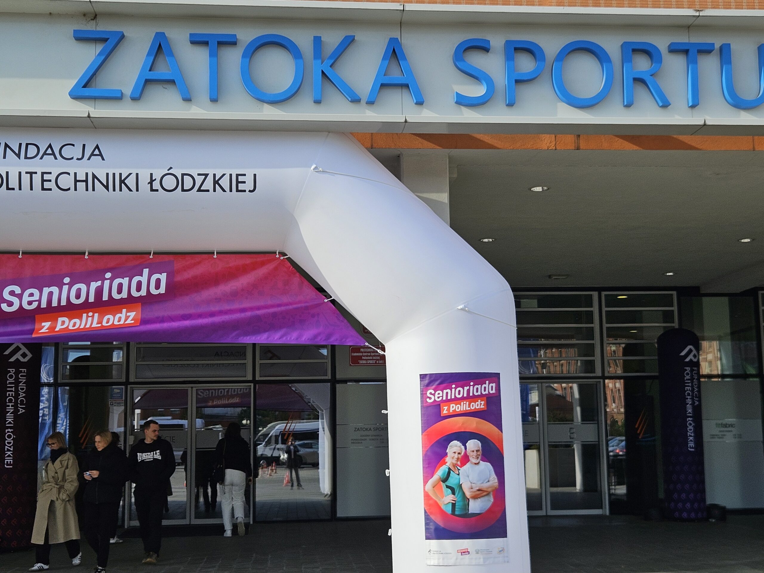 Politechnika Łódzka opanowana przez seniorów. Ponad 300 osób na Senioriadzie