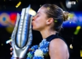 Maja Chwalińska wygrała turniej w Wuhan. Wcześniej pokonała Świątek