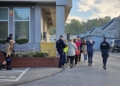 Strzały, ewakuacja i ładunek wybuchowy w zgierskim starostwie. Służby ćwiczyły atak terrorystyczny [ZDJĘCIA]