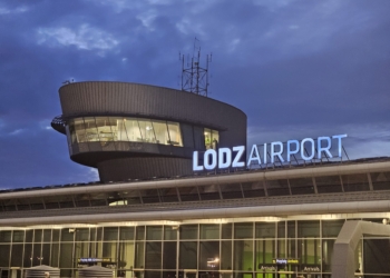 Zimowy rozkład na łódzkim lotnisku. Więcej lotów do Birmingham, znika Bruksela
