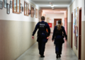 Więcej policji przy łódzkich szkołach. Jest też pomysł kontroli plecaków uczniów 2 Więcej policji przy łódzkich szkołach. Jest też pomysł kontroli plecaków uczniów