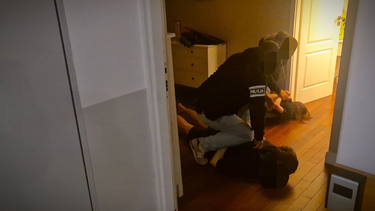 118 tys. zł metodą „na policjanta”. 21-latek zatrzymany po trzech tygodniach 2 249 254809