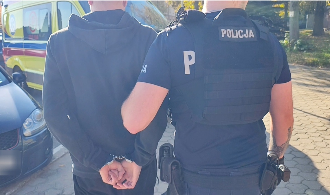 Umówił się z kobietą, został pobity i okradziony. Cztery osoby trafiły do aresztu 1 Umówił się z kobietą, został pobity i okradziony. Cztery osoby trafiły do aresztu