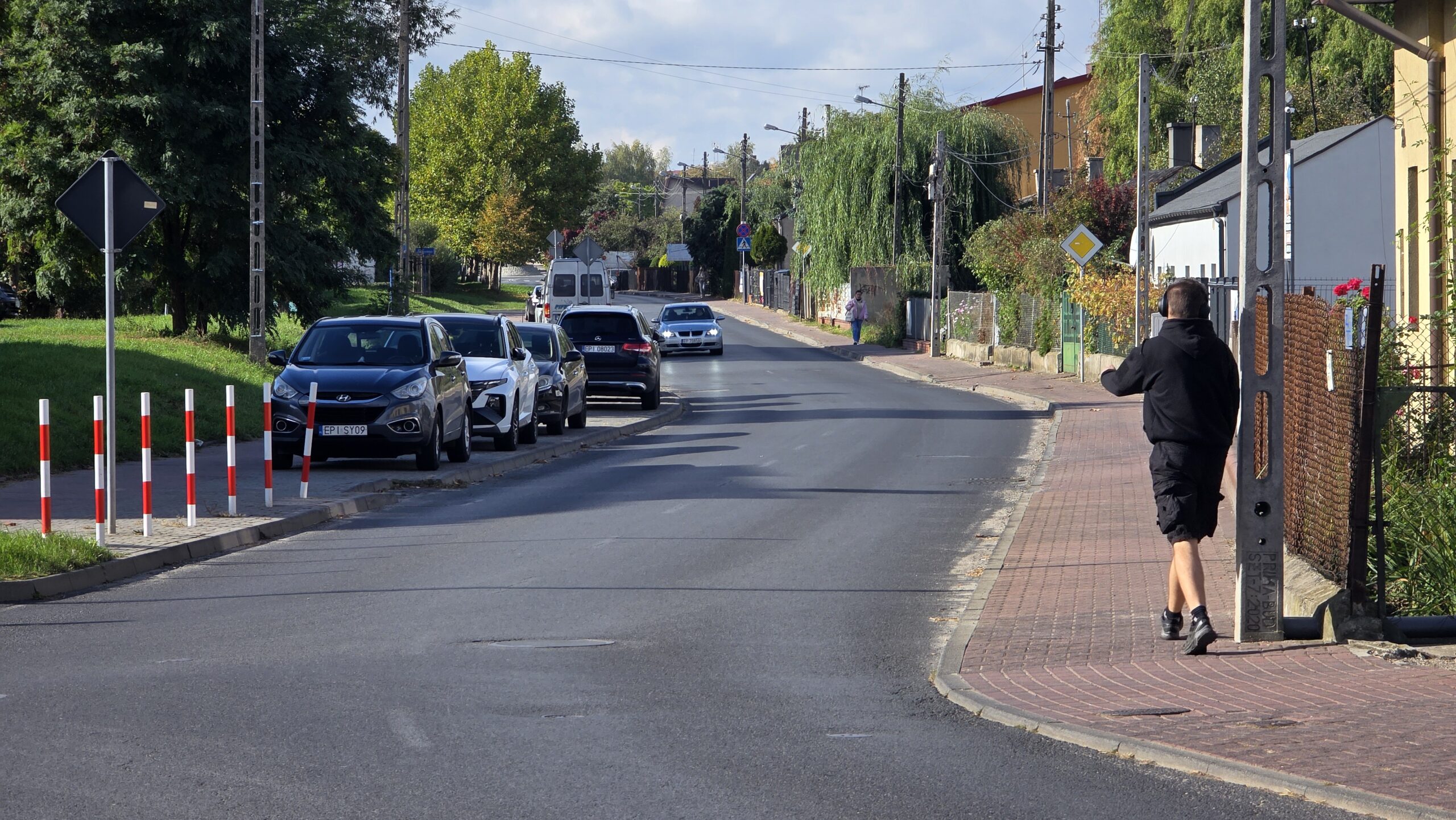 Mieszkańcy ulicy Polnej chcą poprawy bezpieczeństwa. Progi nie wszędzie są możliwe 2 Mieszkańcy ulicy Polnej chcą poprawy bezpieczeństwa