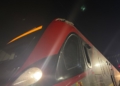 Pociąg ŁKA uderzył w żuraw kolejowy w Radomsku. Jedna osoba trafiła do szpitala