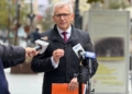 Senat przyjął ustawę o asystencji osobistej z poprawkami. Senator Kwiatkowski wyjaśnia, co się zmieni 8 Senat przyjął ustawę o asystencji osobistej z poprawkami. Senator Kwiatkowski wyjaśnia, co się zmieni