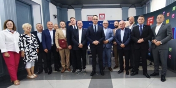 Prawie 5 km nowych chodników przy DK12. Jest przetarg na inwestycję
