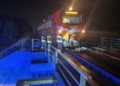 Tir nie zmieścił się pod wiaduktem kolejowym koło Zduńskiej Woli. Są opóźnienia pociągów 1 Tir nie zmieścił się pod wiaduktem kolejowym koło Zduńskiej Woli. Są opóźnienia pociągów