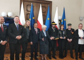 Gloria Artis dla sześciu artystów. Zbigniew Hołdys: ktoś zauważył, że coś do kultury wnieśliśmy