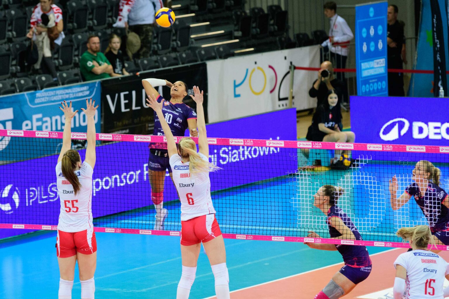 LKS Commercecon vs Developres Rzeszow fot Sebastian Szwajkowski 15 1