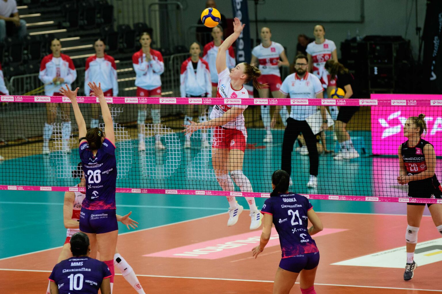 LKS Commercecon vs Developres Rzeszow fot Sebastian Szwajkowski 20 1