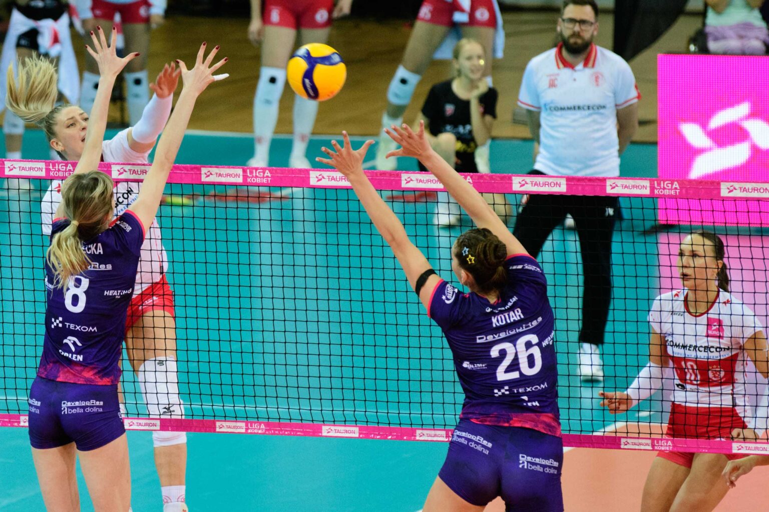LKS Commercecon vs Developres Rzeszow fot Sebastian Szwajkowski 26 1