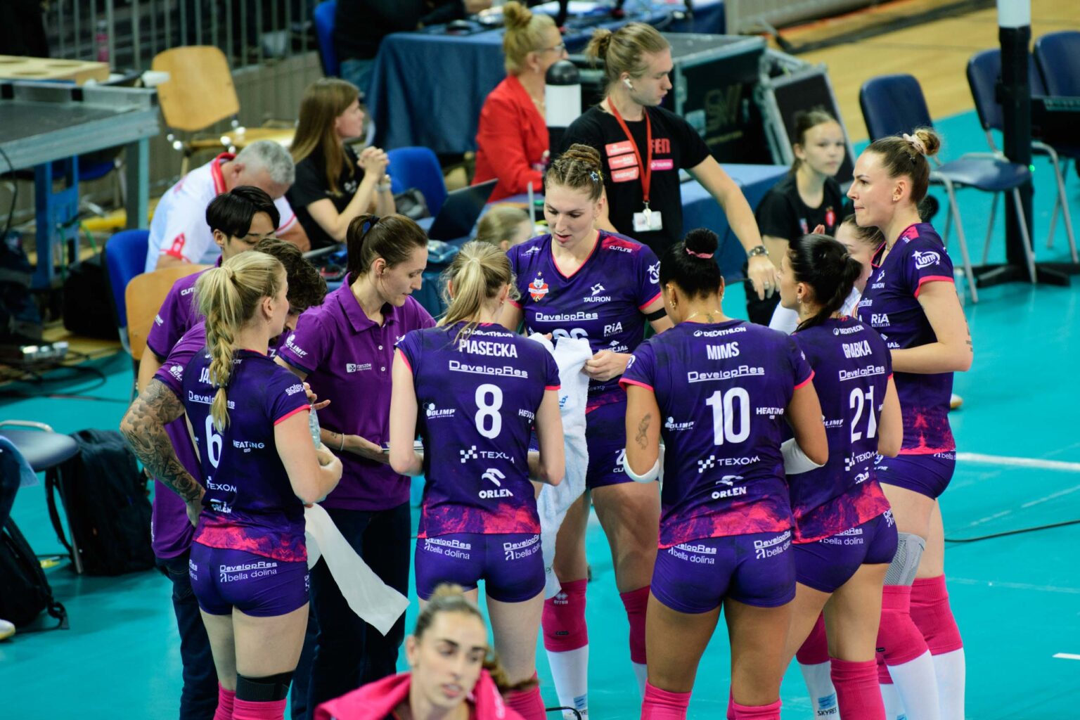 LKS Commercecon vs Developres Rzeszow fot Sebastian Szwajkowski 32