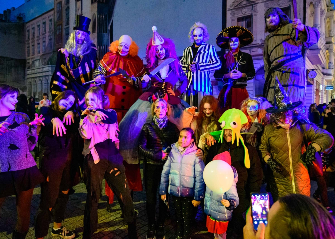Ulicami Łodzi przeszła Halloweenowa Parada Strachu 2026. Kto przebrał się najlepiej? [ZDJĘCIA]