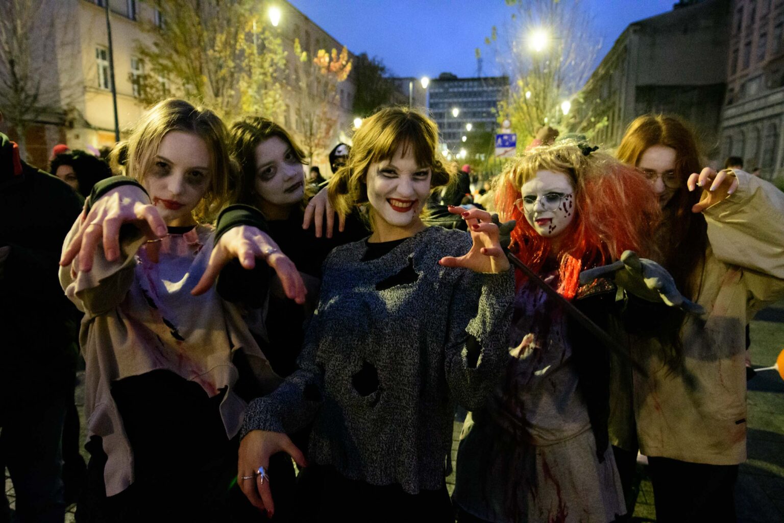 Parada Halloween ulicą Piotrkowską fot Sebastian Szwajkowski_1 Parada Halloween ulica Piotrkowska fot Sebastian Szwajkowski 1