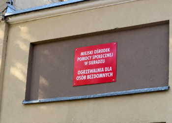 Noce coraz chłodniejsze, a ogrzewalnia w Sieradzu wciąż zamknięta. Wszystko przez remont