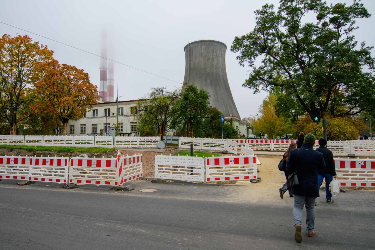 Wyburzaie kominów EC2 fot Sebastian Szwajkowski Wyburzaie kominow EC2 fot Sebastian Szwajkowski