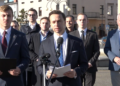 Bosak w Wieluniu krytykuje ustawę sankcyjną. „Gdzie kończy się ingerencja, a zaczyna debata?” 2 Bosak w Wieluniu krytykuje ustawę sankcyjną. „Gdzie kończy się ingerencja, a zaczyna debata?”