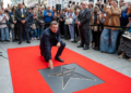 Robert Więckiewicz odsłonił swoją gwiazdę na Piotrkowskiej 5 Robert Więckiewicz odsłonił swoją gwiazdę na Piotrkowskiej