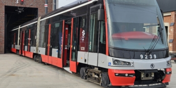 Tramwaje z Pragi trafią do Łodzi. MPK da im klimatyzację i na tym zarobi