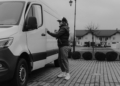 Jak dbać o regularny serwis i sprawność samochodów firmowych?